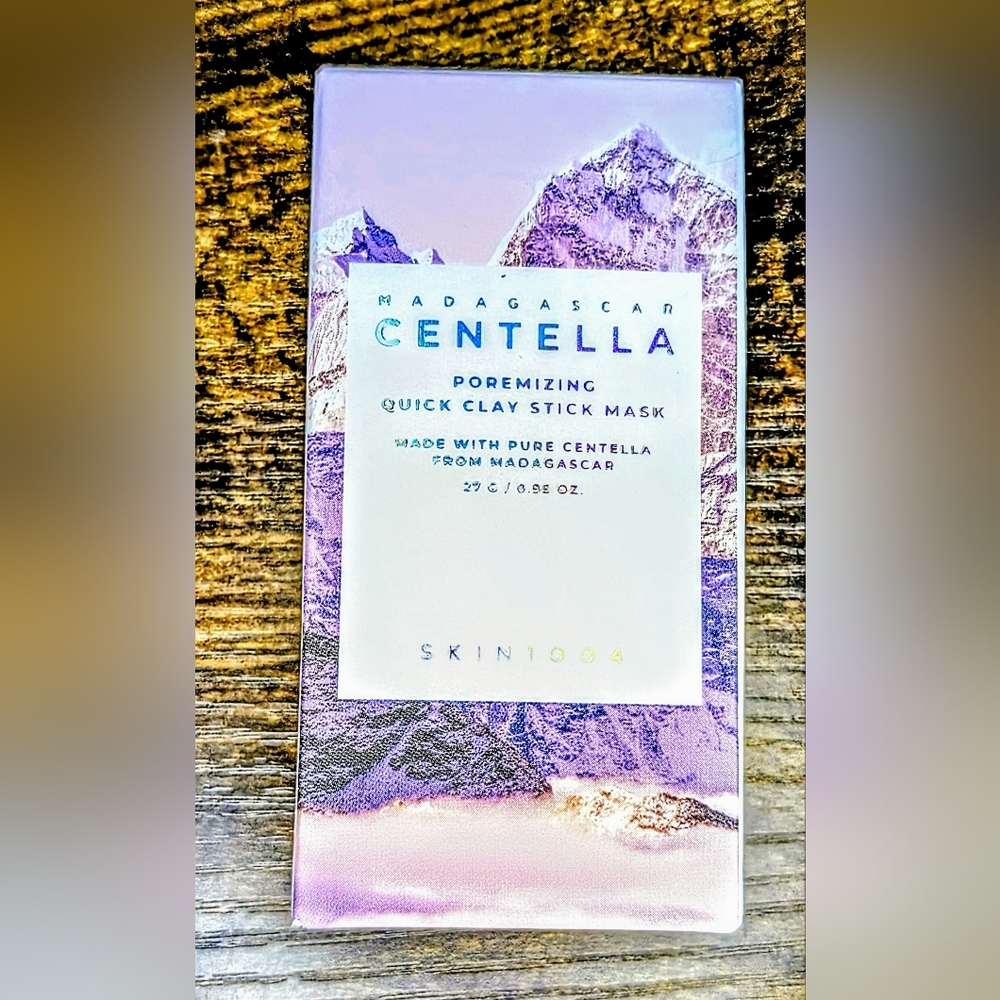 5/75$ SKIN1004 Madagascar Centella Poremizing Quick Clay Stick Mask